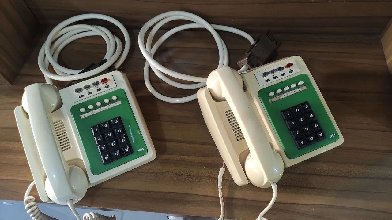 Telefone de mesa para pabx NEC década 80/90( os dois por 150) - Foto 4