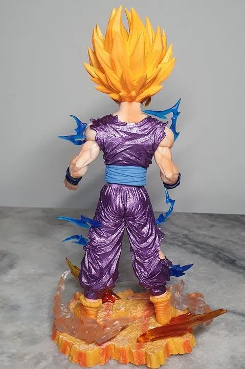 Gohan ssj2 com base 20cm - Foto 4