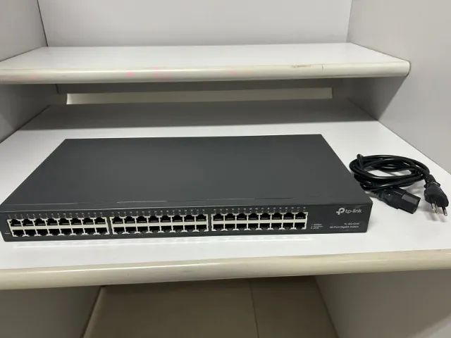 Switch 48 portas 10/100/1000 MBOS TP-Link TL-SG1048 - Foto 3