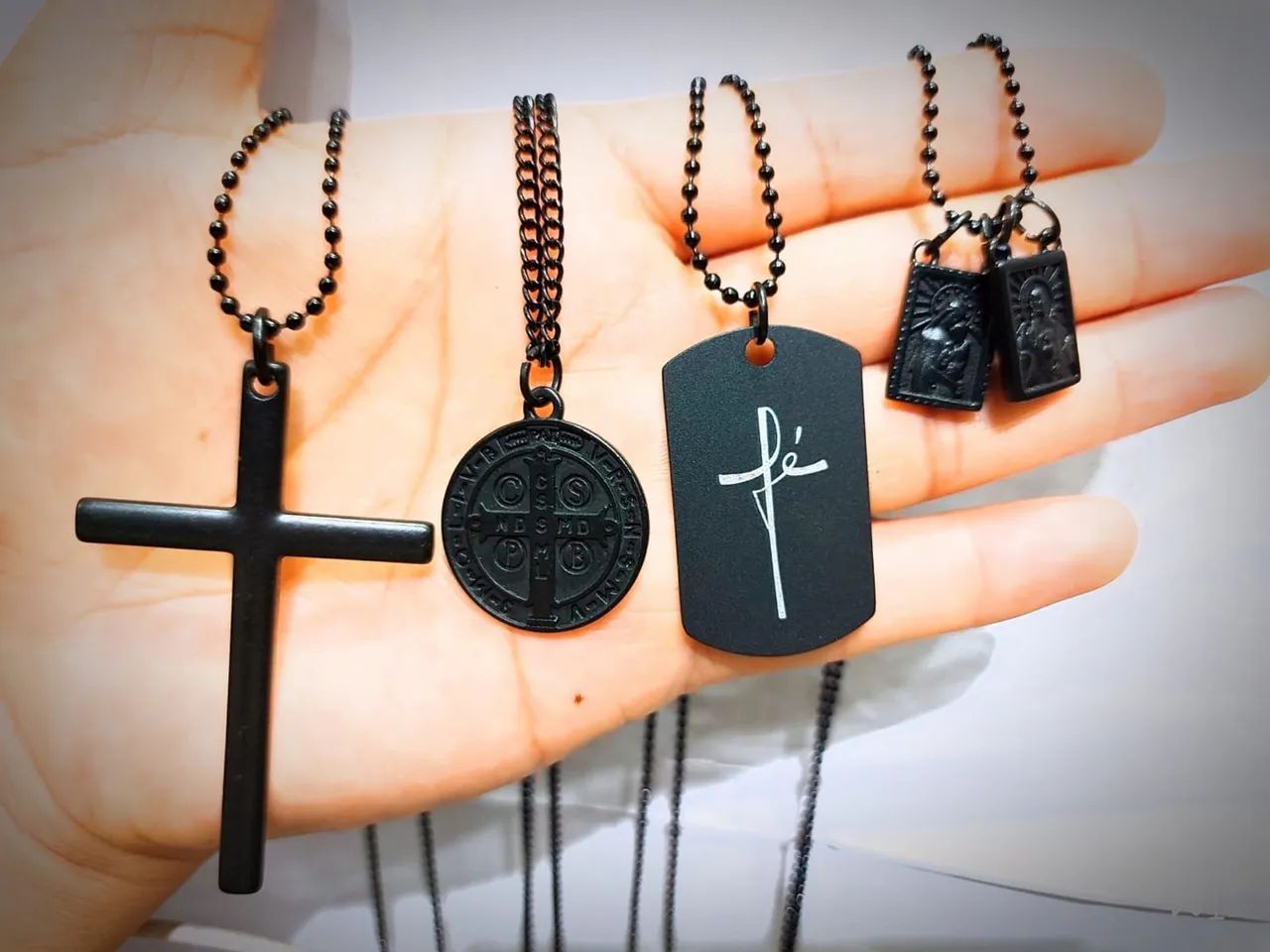 Colares  Masculinas - Cruz, Medalha, Placa Fé