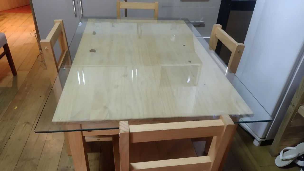 Mesa 4 lugares com tampo de vidro  - Foto 3