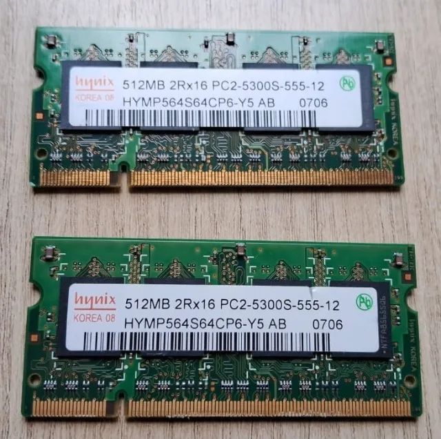 Memórias (2) Hynix 512mb 2rx16 Pc2-5300s-555-12 Para Notebook (Usado)