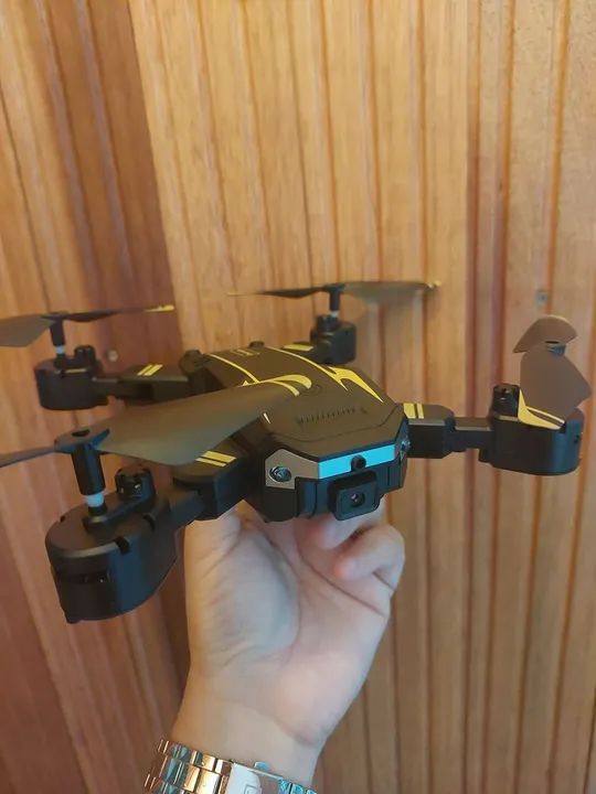 Drone bateria recarregável filma e grava vem com duas baterias LEIA A DESCRIÇÃO!!!!