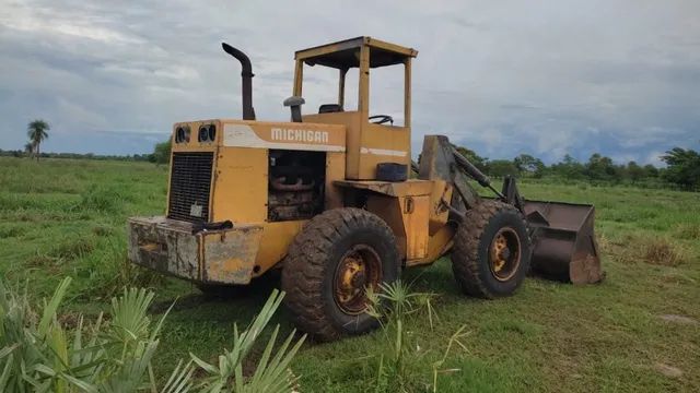 Pa carregadeira Michigan ci ano 1998 transmissão 28000 motor 366