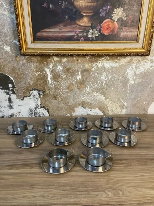 Vintage Cup Stand Set | Antiques | Donareliquias
