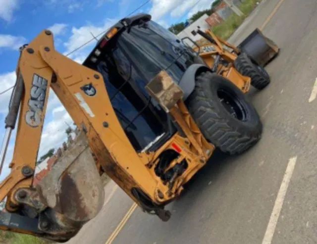 CASE 580N (ENTRADA A PARTIR DE 20 MIL REAIS) - Foto 5