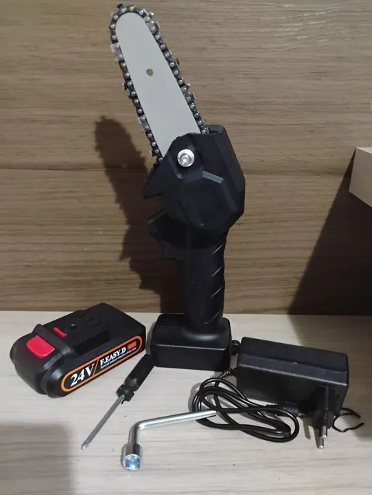 Mini motoserra elétrica - Foto 2