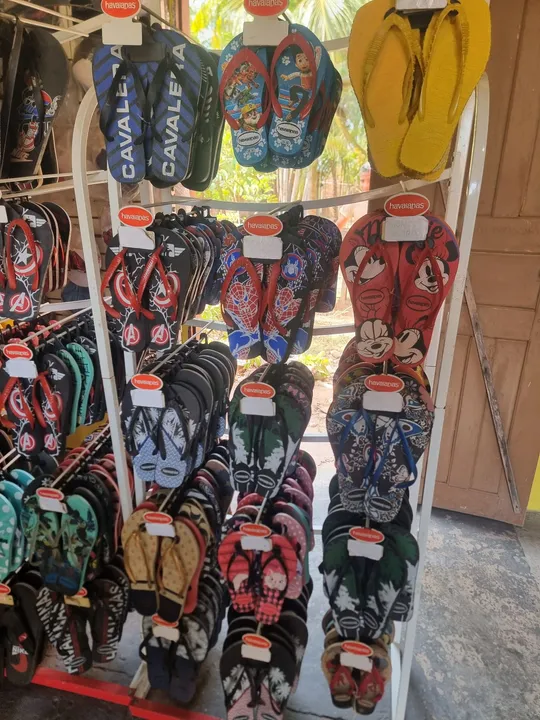 CHINELO POR R$ 10,00 VAREJO