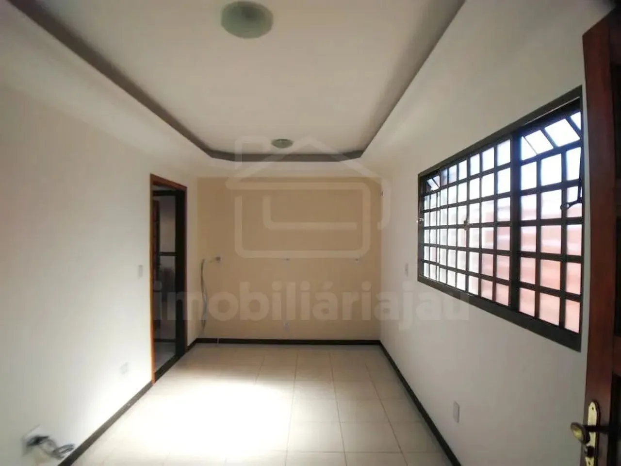 Casa à venda no Jardim João Balan com 3 quartos