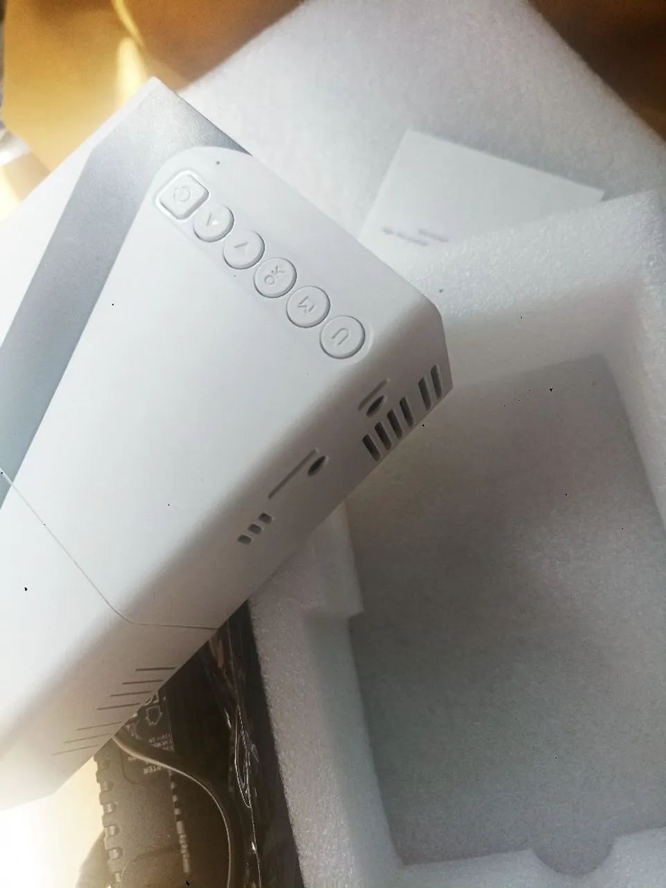 Projetor F1 mini  Perfeito para suas sessões! - Foto 2