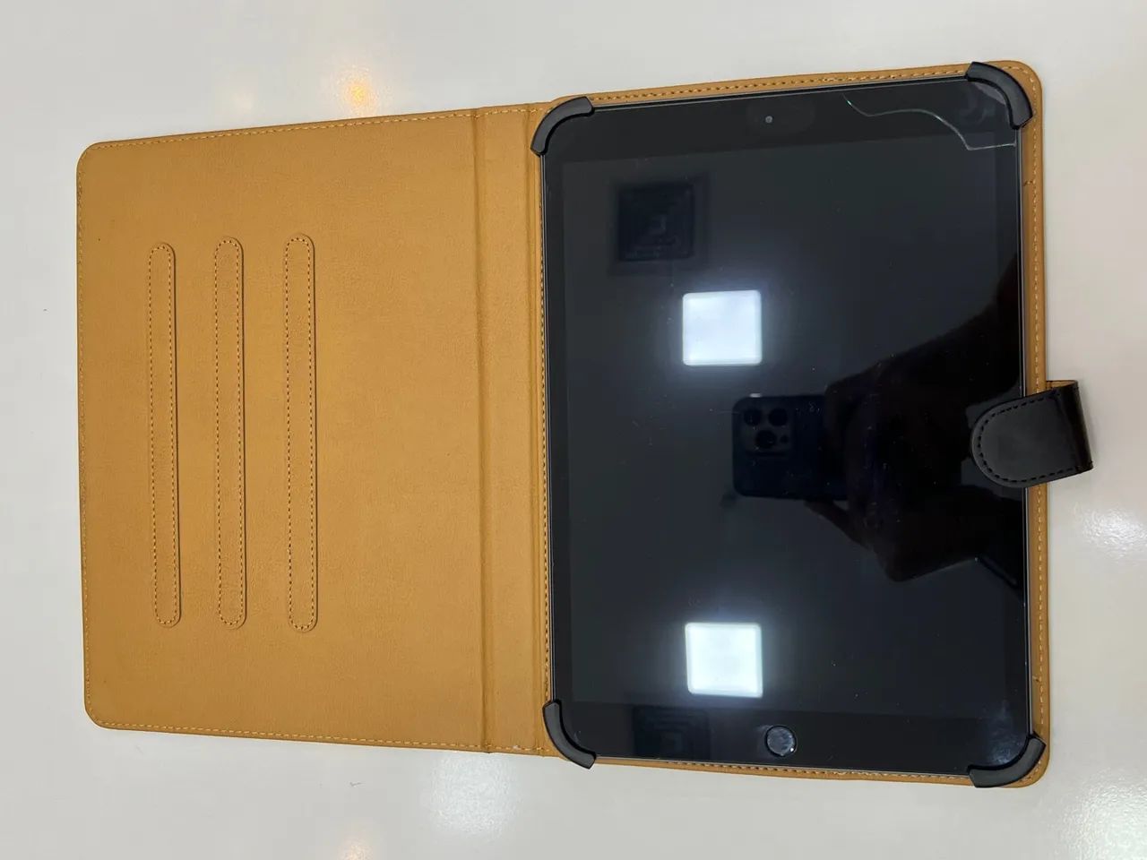 iPad com Capa e película  - Foto 3