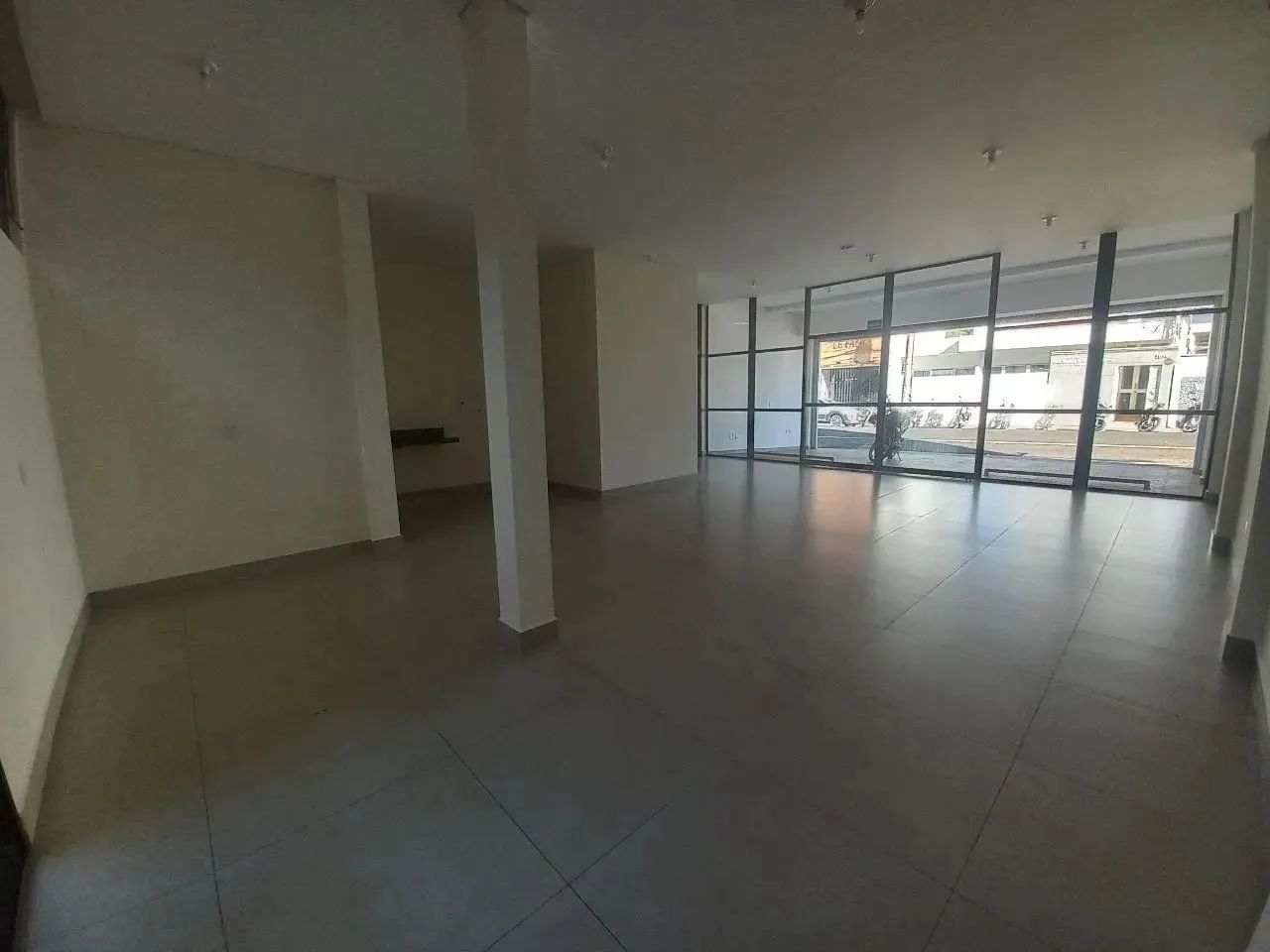Locação de Comercial / Sala na cidade de Franca - Foto 3