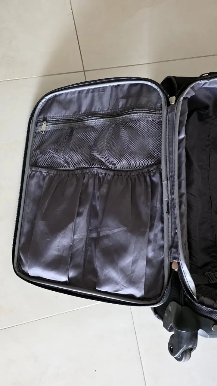 Mala Samsonite tamanho pequeno64314281449858124