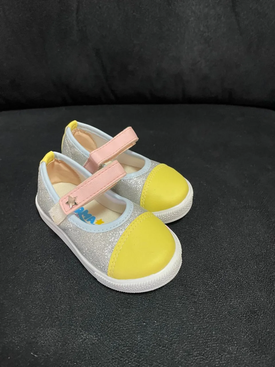Sapatinho Infantil lilica ripilica Rosa e Amarelo com Glitter
