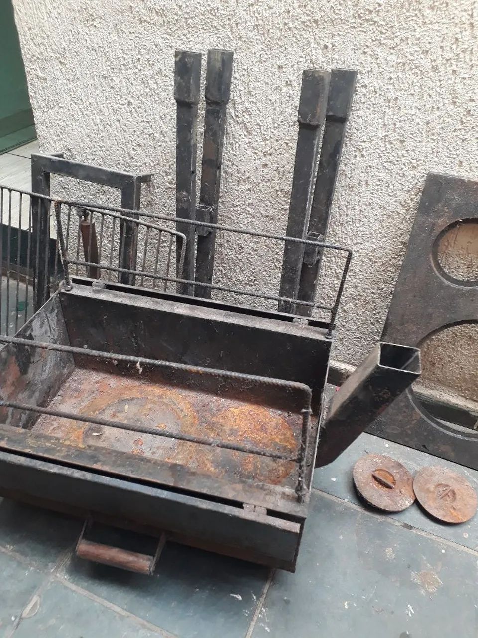 Fogão a lenha/churrasqueira portátil para camping 