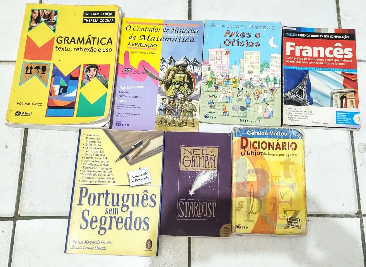 8 livros variados 