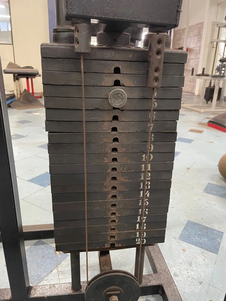 Aparelho de musculação - Voador - Foto 3