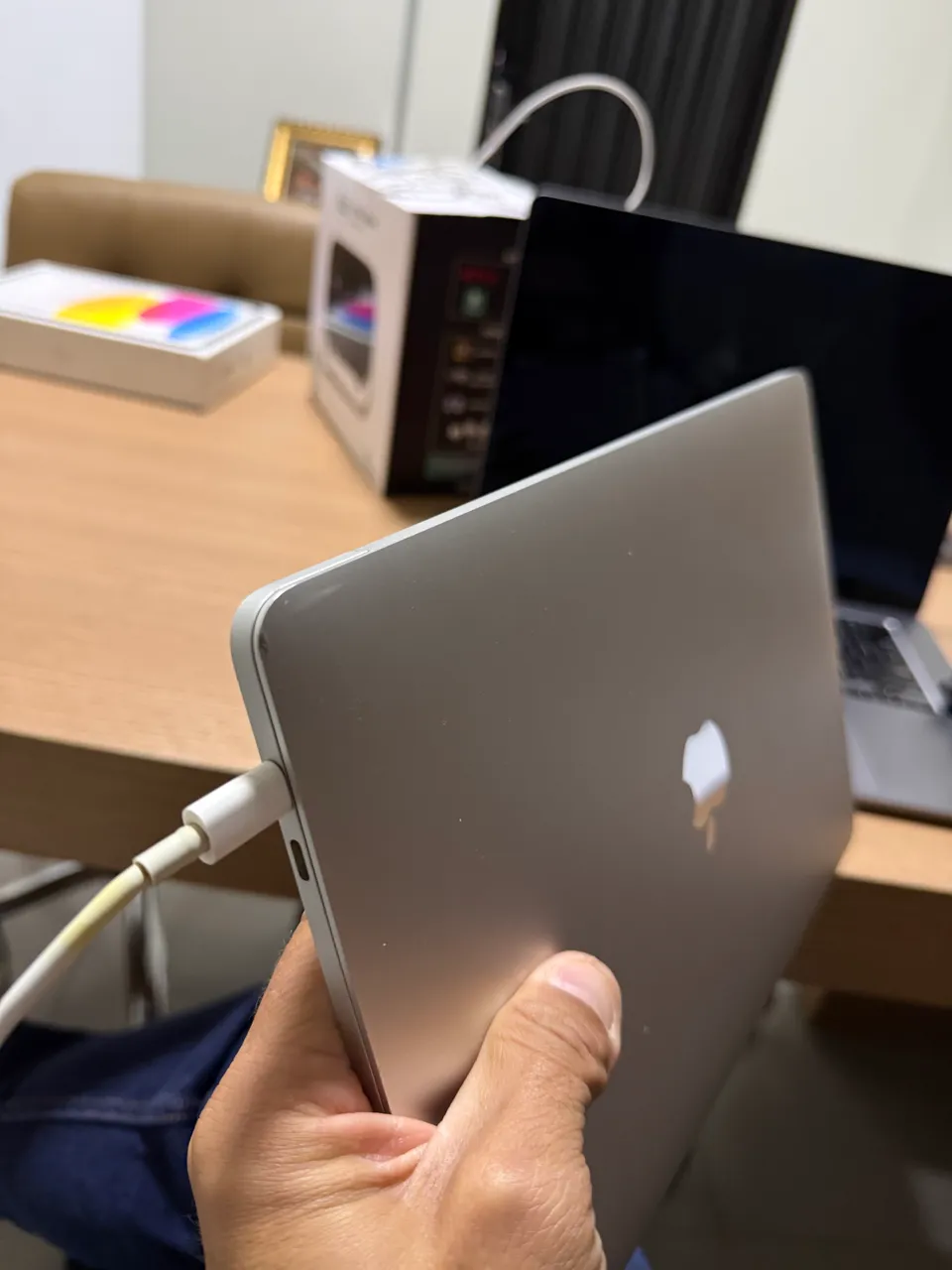 macbook pro 13 2016