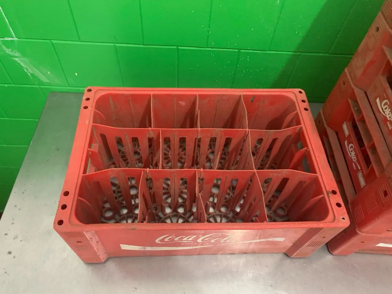 Caixa de Coca-Cola - 24 Garrafas refrigerante ks vazio sem garrafa engradado - Foto 3