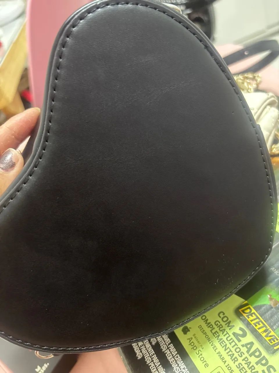 Bolsa de coração preta (SHEIN) - Foto 2