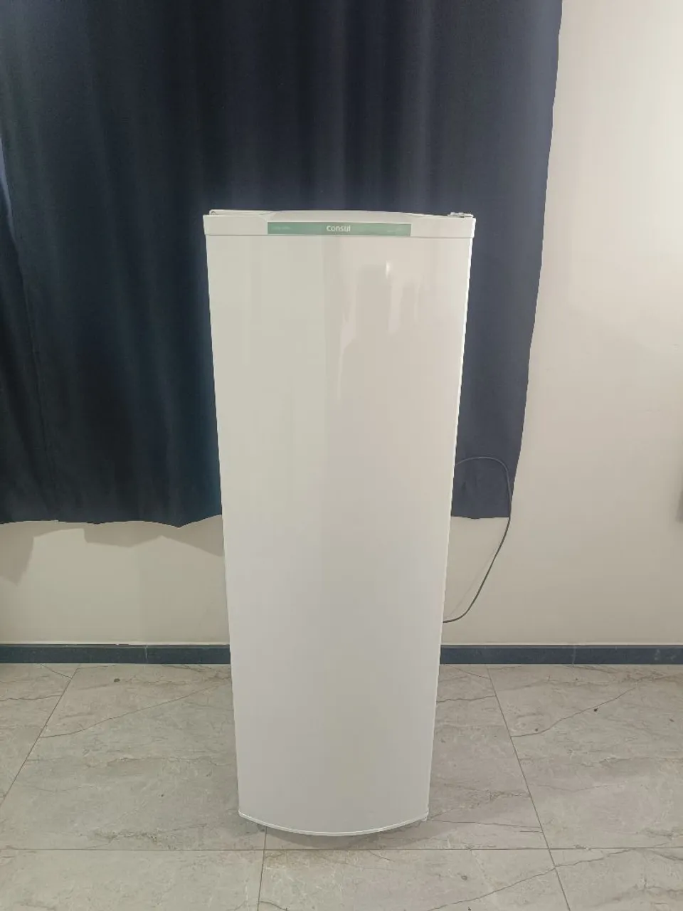 Geladeira Consul Slim
