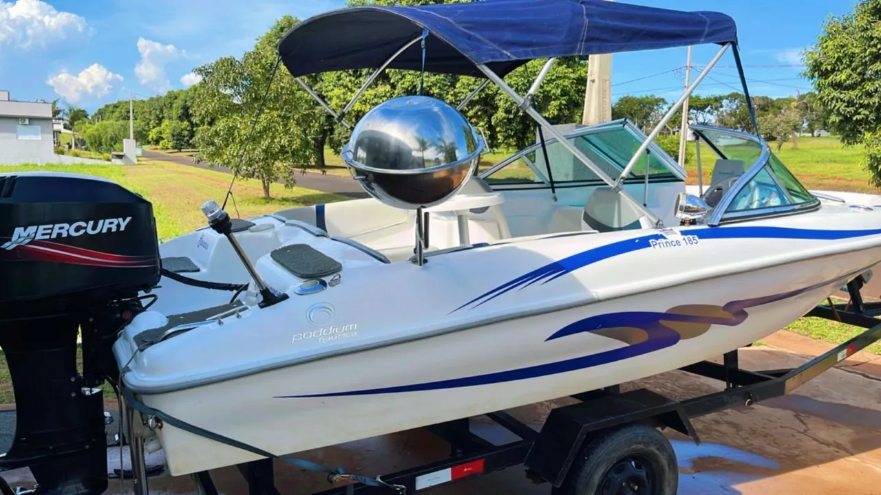 Lancha Prince 185 - Completa e Pronta para Navegar!