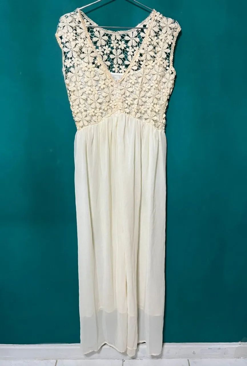 Vestido bege romântico - Foto 3