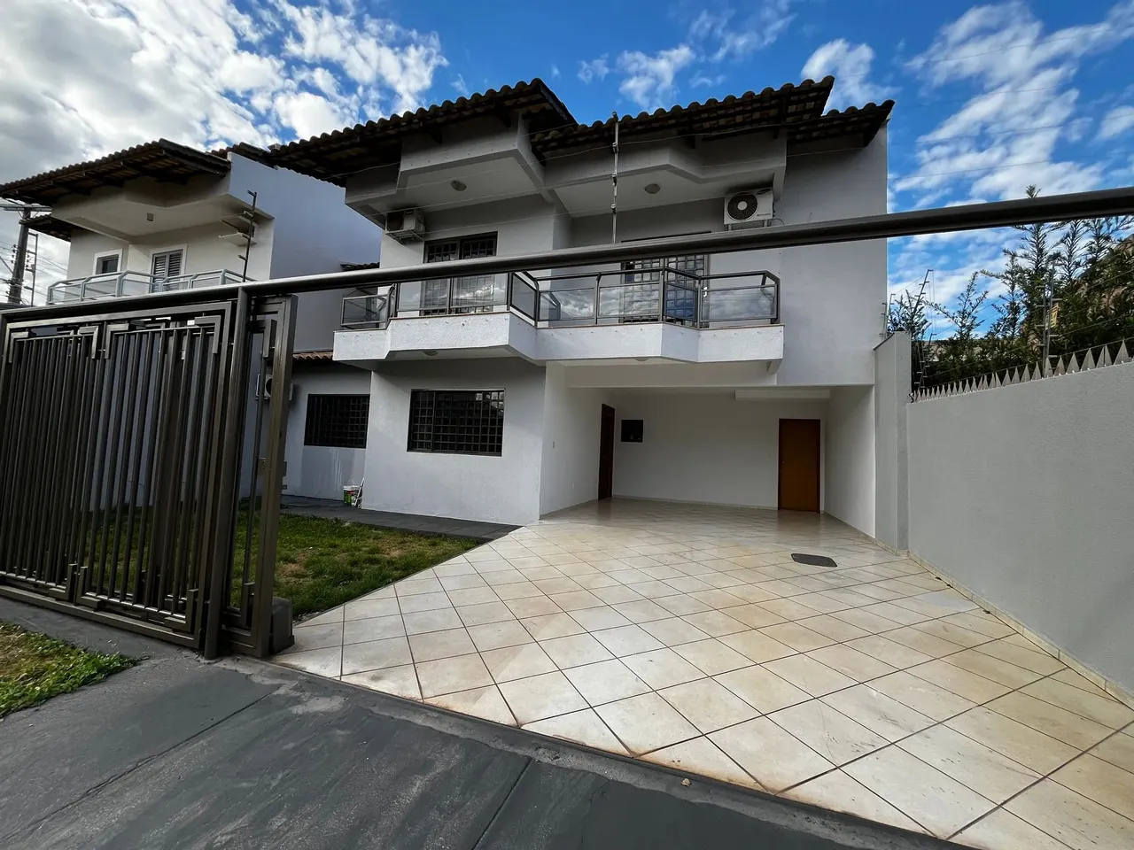 Casas para alugar - Jardim América, Região Sul - GO | OLX