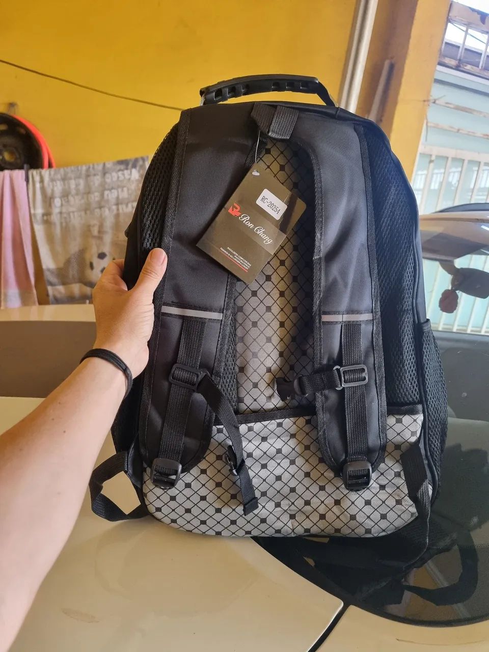 Mochila nova (Troco por carregador Samsung de 45W / Aceito cartão) - Foto 3