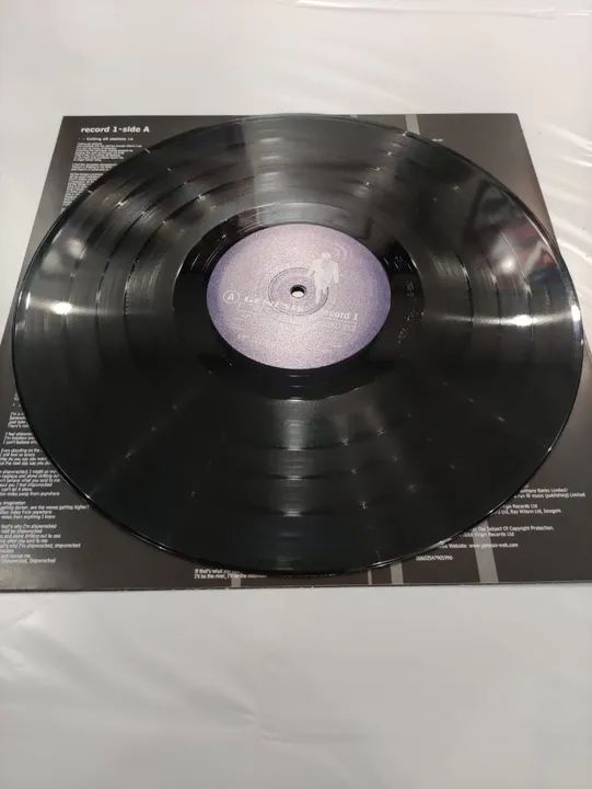 LP Genesis - Calling all Stations Duplo vinil 180g - Foto 4