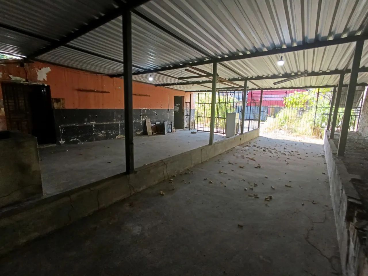 //Alugo depósito comercial na Sete de Setembro -; Centro  - Foto 2