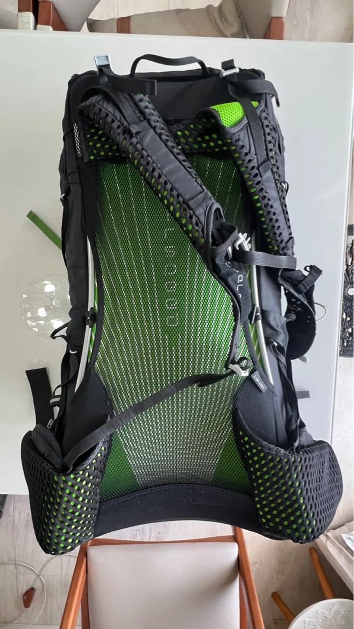 Mochila Osprey Exos 38L G Ultralight  - Foto 5