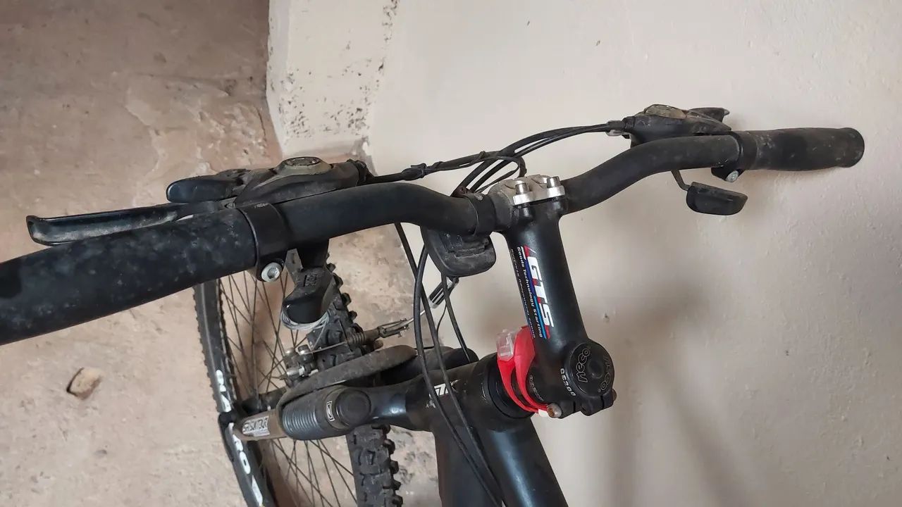Bicicleta GTK aro 26 - Foto 4