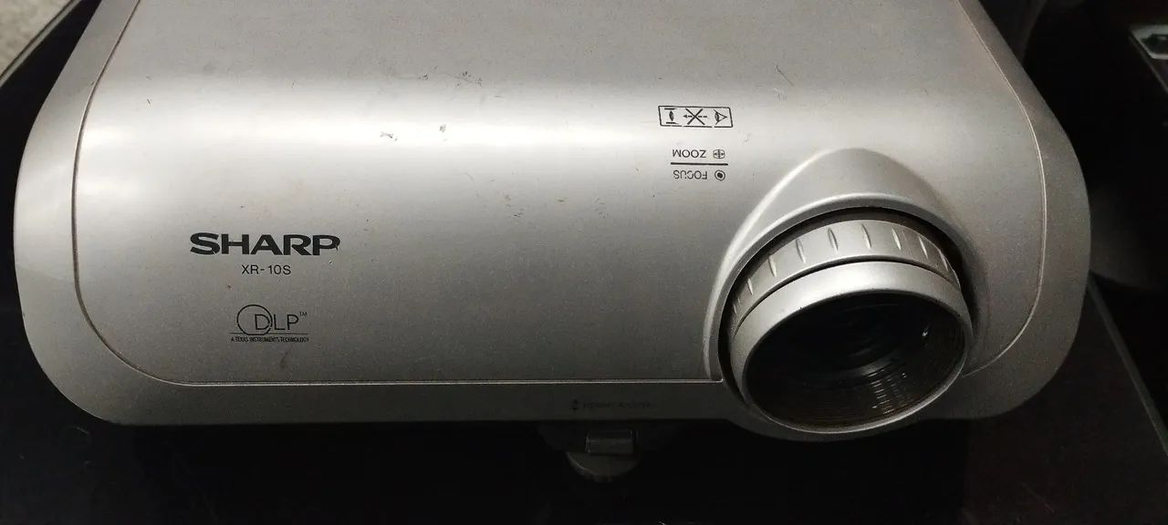 Projetor Sharp XR-10S - Foto 2