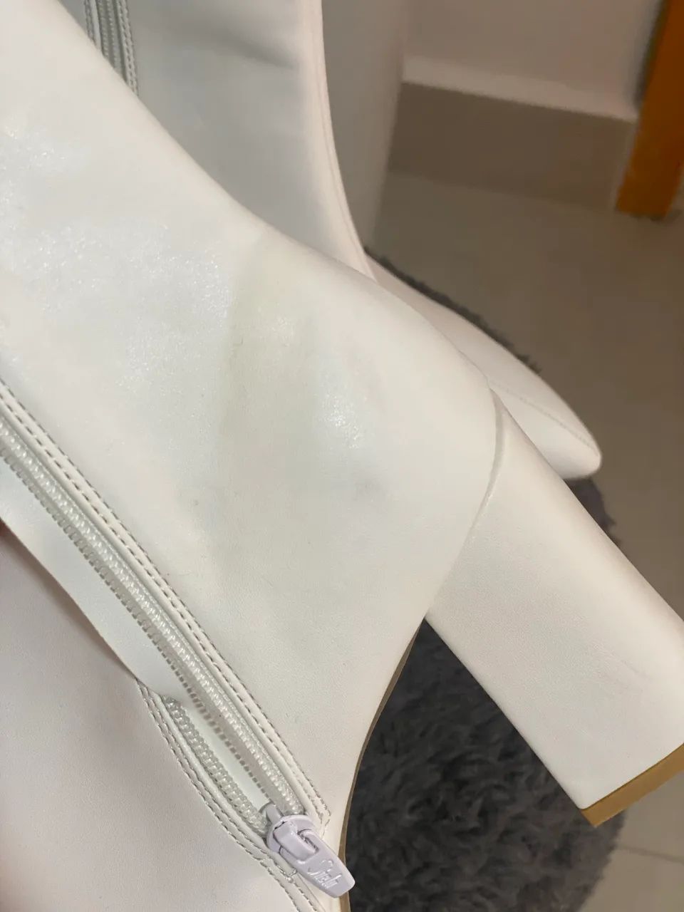 Bota branca SHEIN  - Foto 2