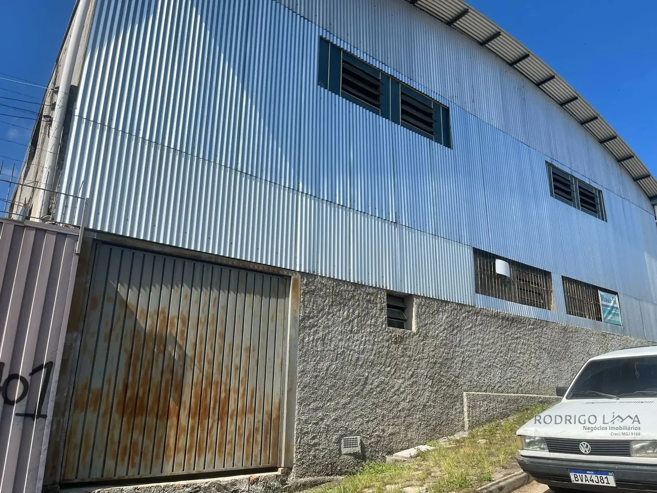 Galpão para venda em São Lourenço - MG.