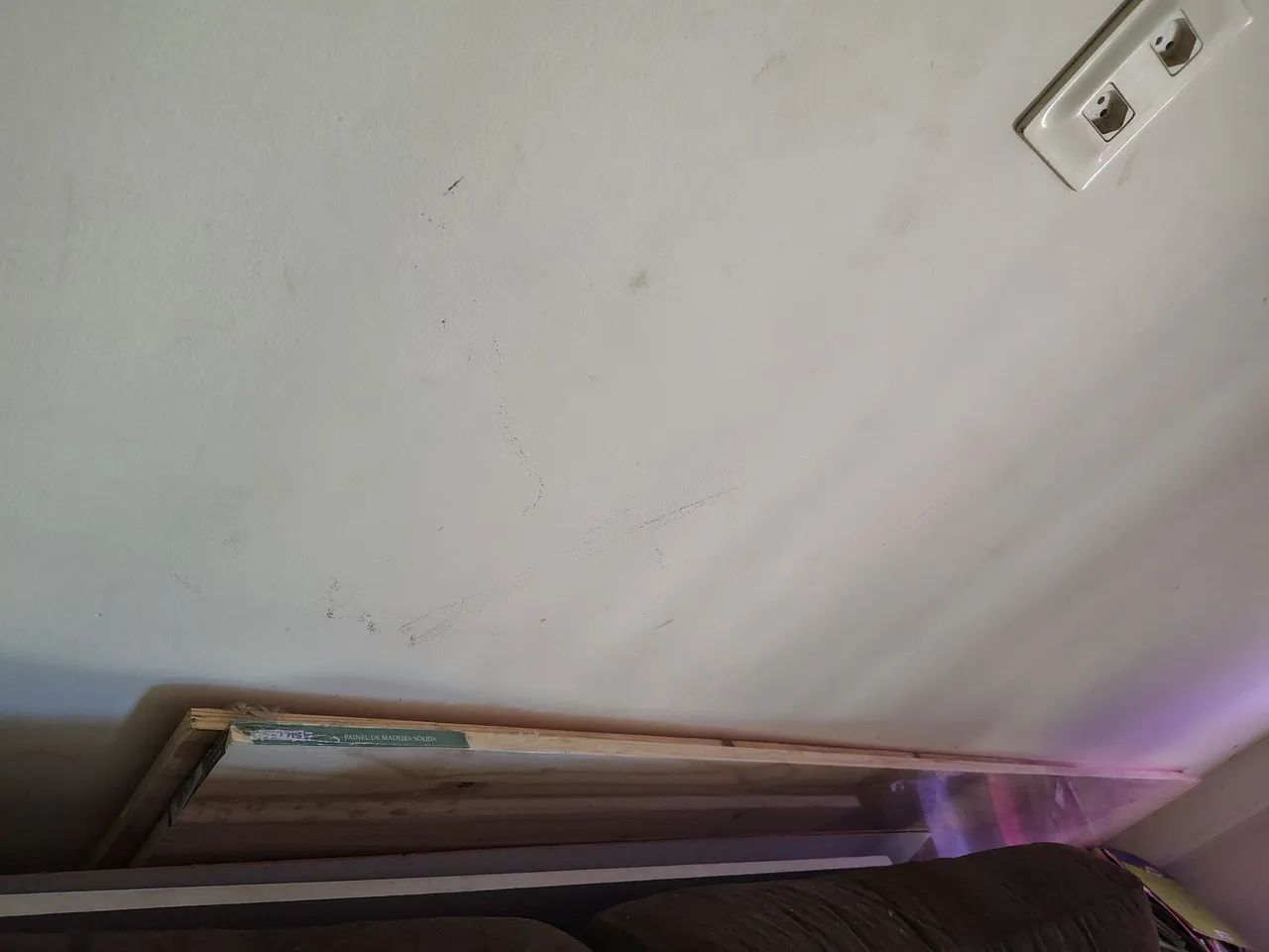 Dois painéis de madeira solida64728841622915122