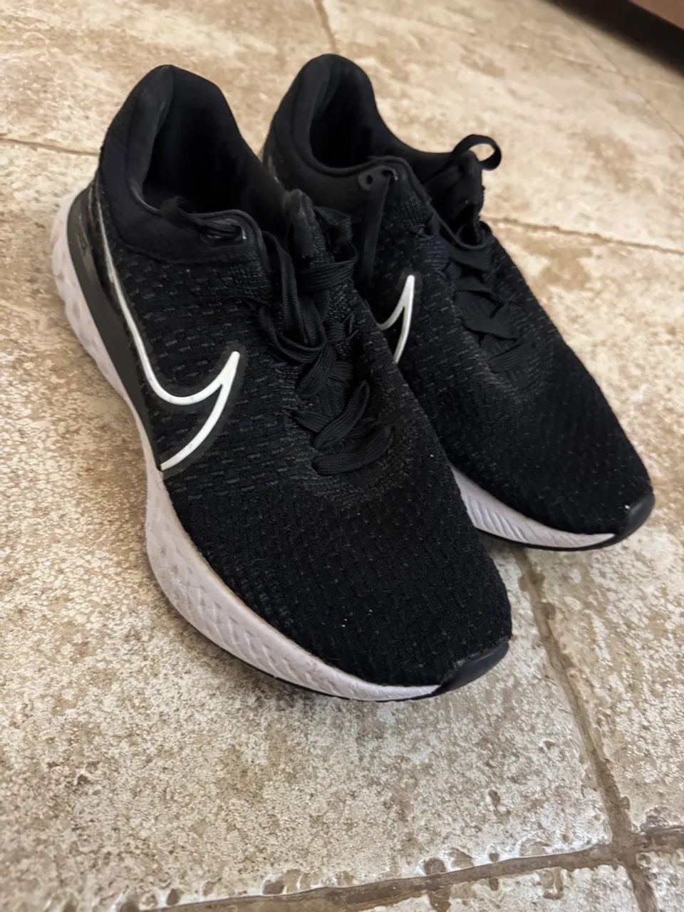 Nike Infinity Run 3 Flyknit TAM 44 BR - Tênis de Corrida - Foto 5