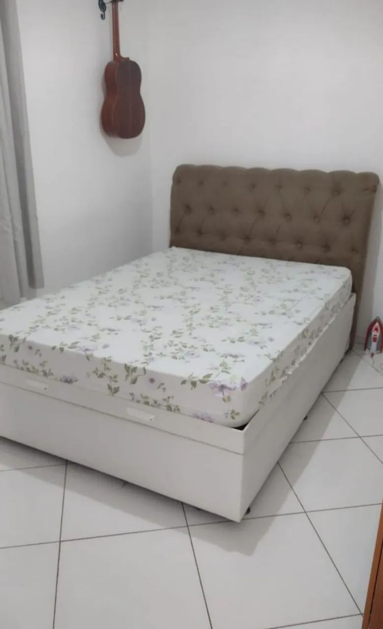 Vendo cama box /colchão/ Cabeceira 