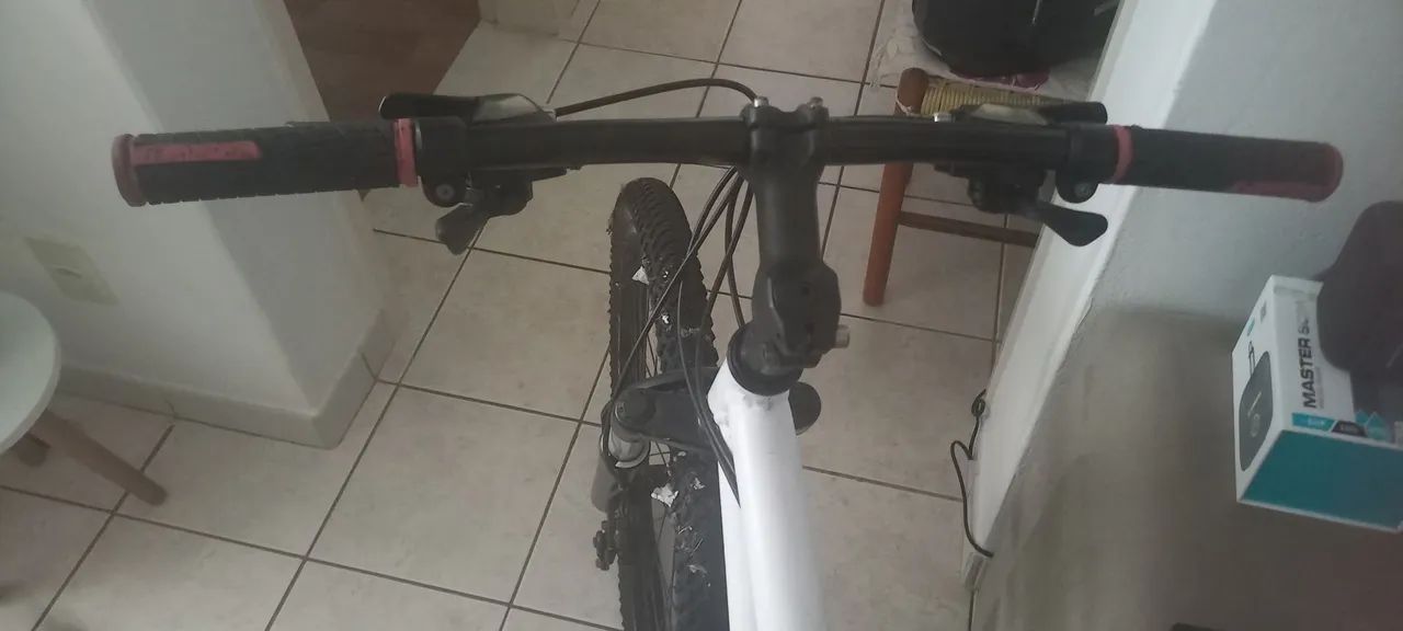 Bicicleta Mountain Bike branca - Foto 3