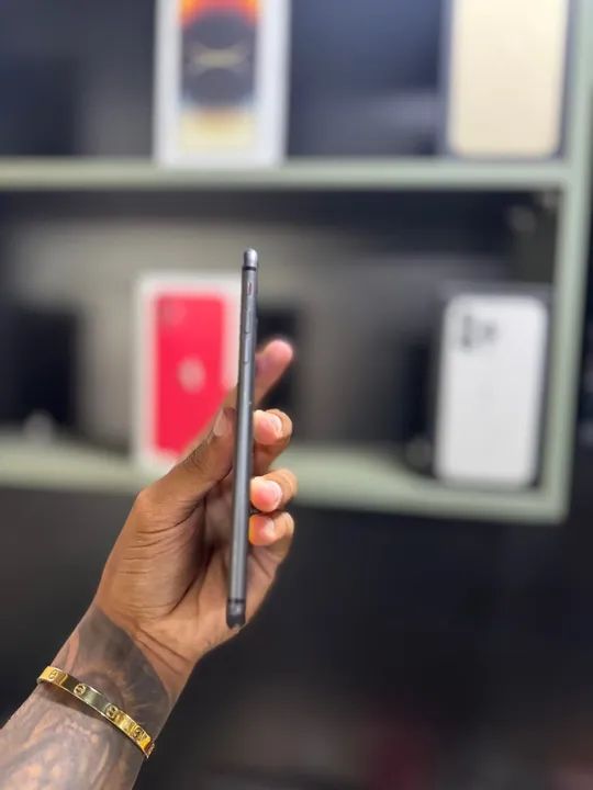 IPHONE 8 PLUS 64GB - Foto 4
