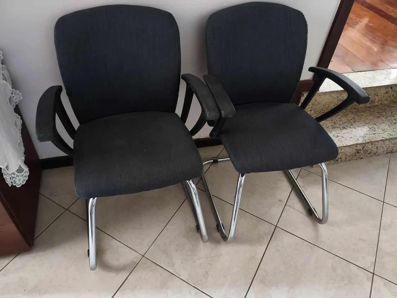 Cadeiras de escritório em ótimo estado! - Foto 3