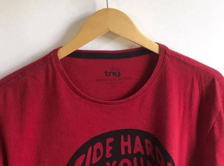 camiseta vermelha Tng Tam M - Foto 3
