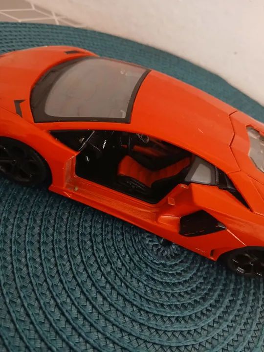 Lamborghini Aventador Miniatura1/24 - Foto 3