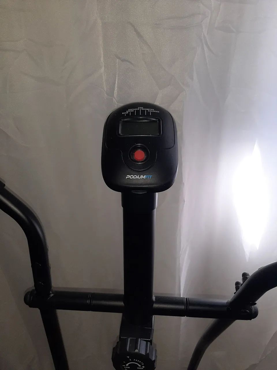 Elíptico PodiumFit L100 robusto - Troco por algo do meu interesse  - Foto 4