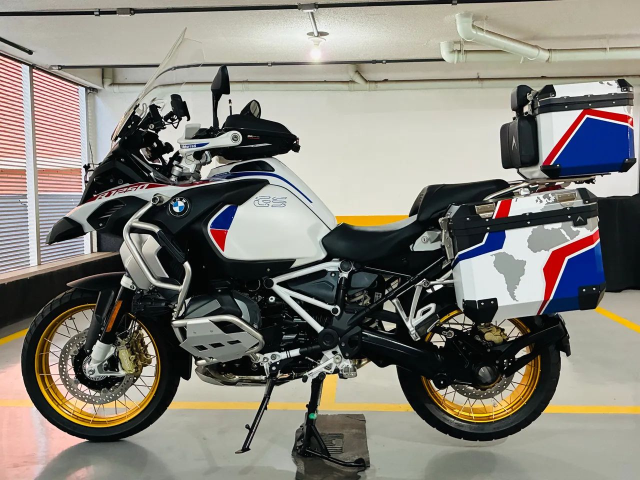 BMW 1250 GS Adventue Pemium Allye 2023 - 1445909003 | OLX