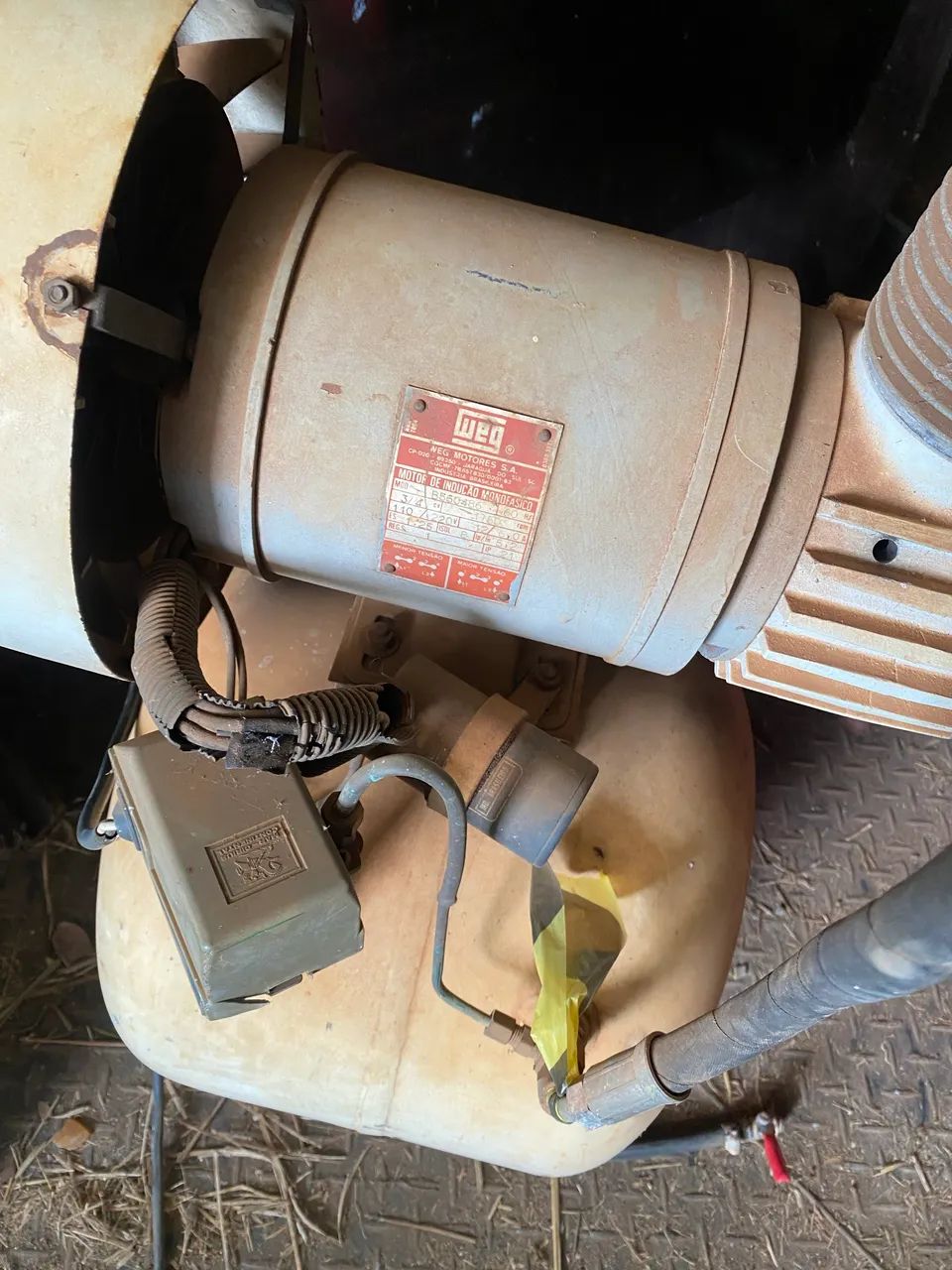 Compressor odontológico 