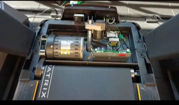Manutenção de esteiras e bicicletas ergométricas - Foto 2