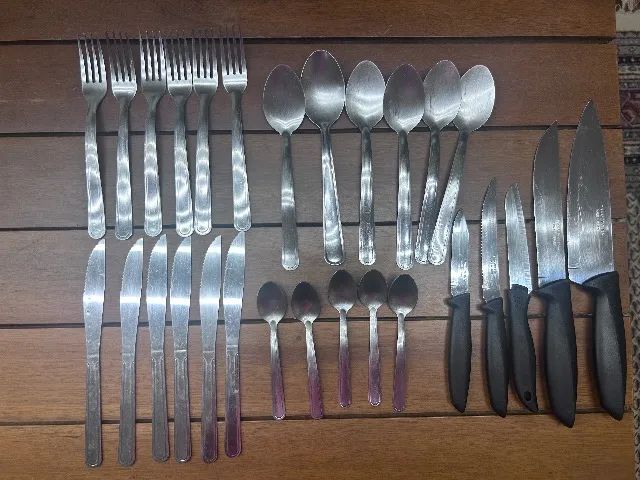 Faqueiro Tramontina e Facas adicionais