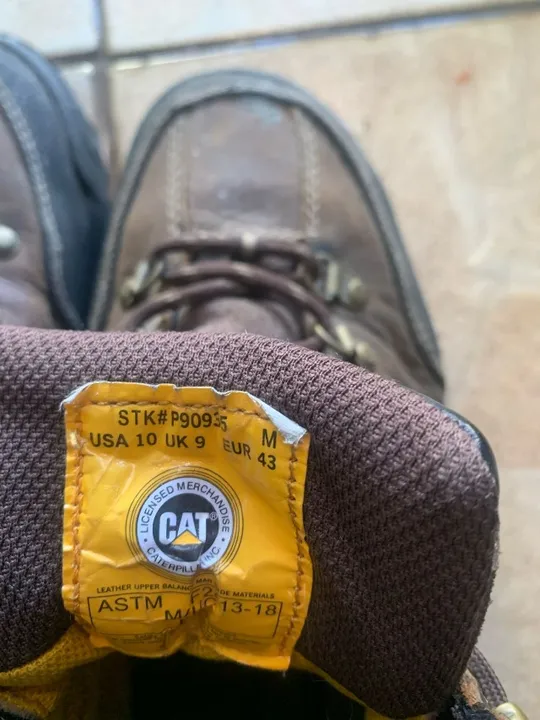 Vendo Botina de segurança
